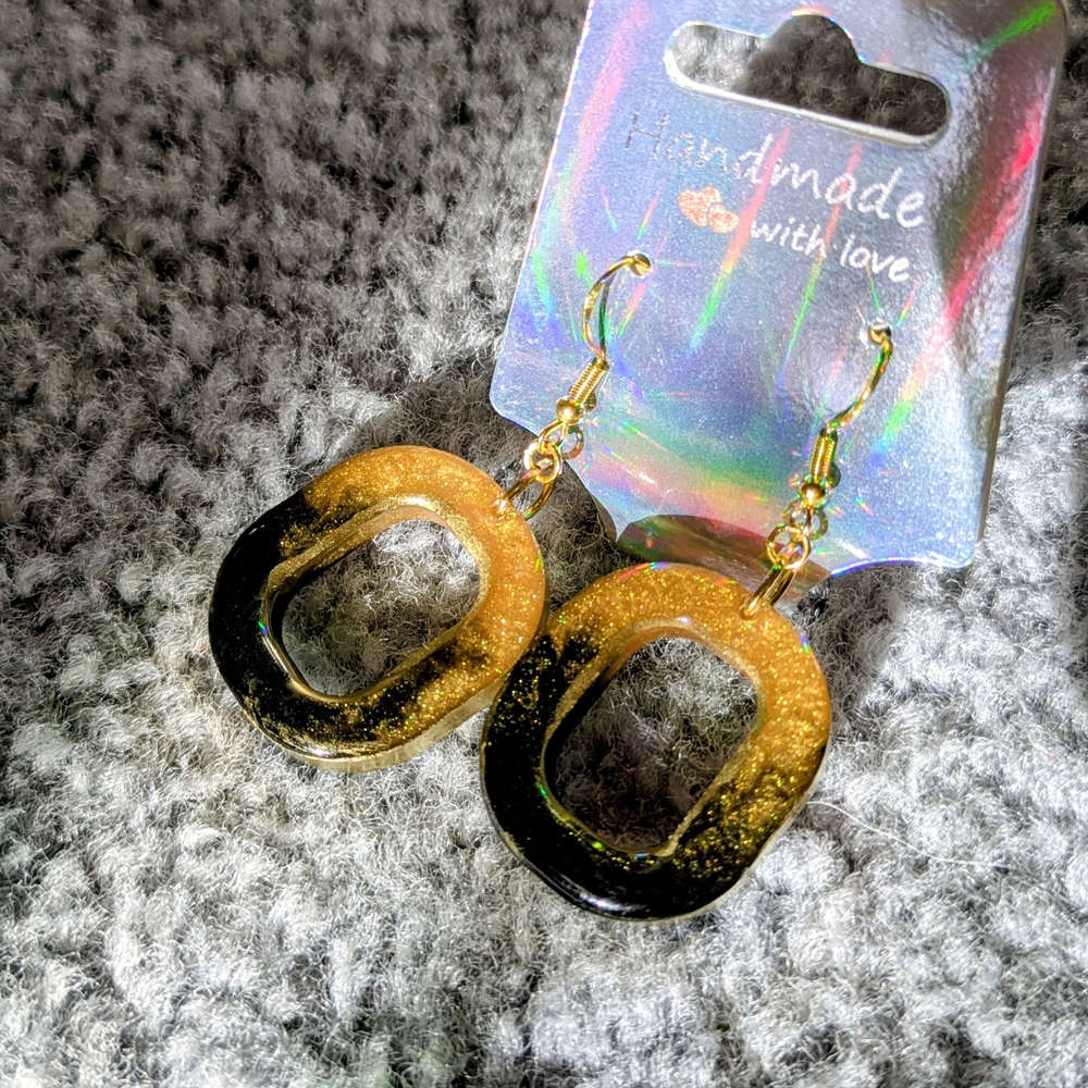 925 Gold Rounded Rectangular Shape Earrings - image 1